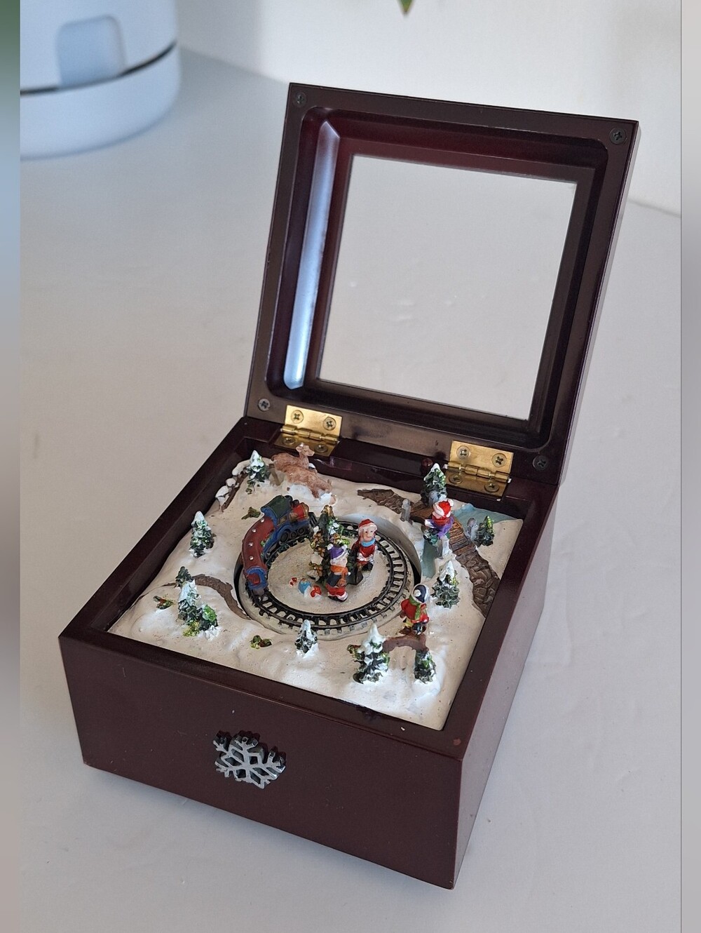Christmas Musical Box